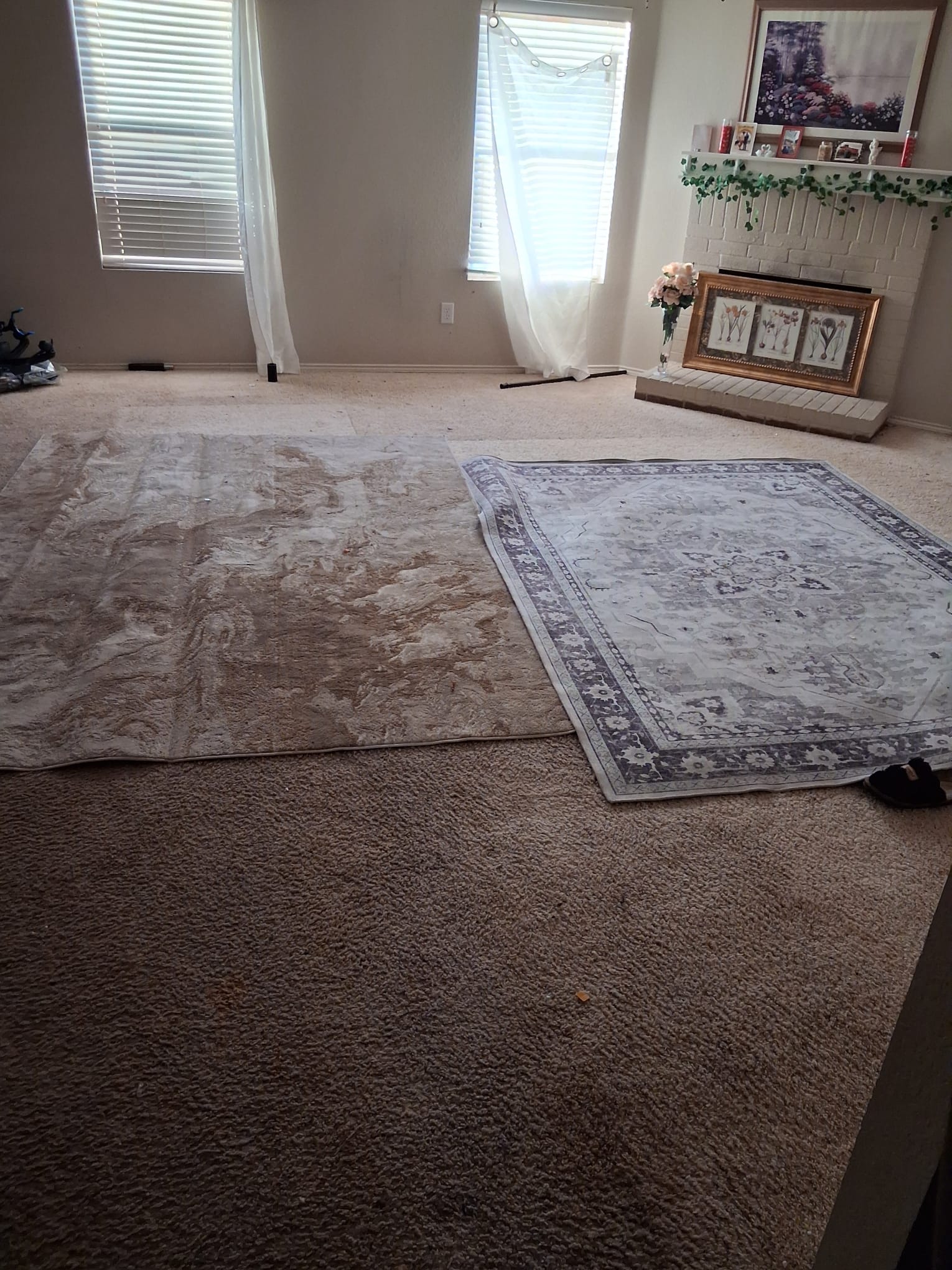 Living room cleared of furniture after the removal